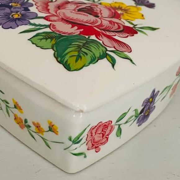Vintage Perugina Heart Shaped Floral Ceramic Jewelry Box By La Castellana Italy - Picture 4 of 12